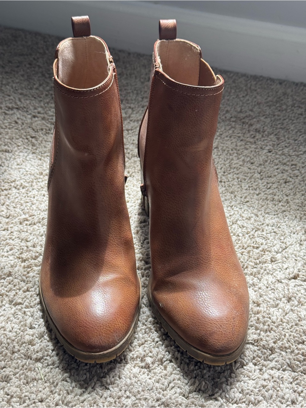 Life Stride Tan Brown Chelsea-Style Ankle Boots